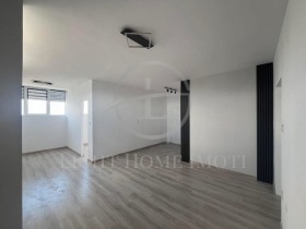 Продава 2-стаен град Пловдив Тракия - [1] 