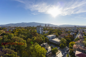 3 bedroom Lozenets, Sofia 1