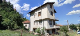 Продава  Къща, с. Райово