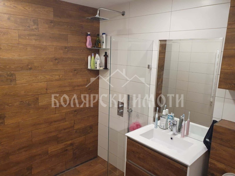 На продаж  2 спальні Велико Търново , Бузлуджа , 117 кв.м | 30103221 - зображення [8]