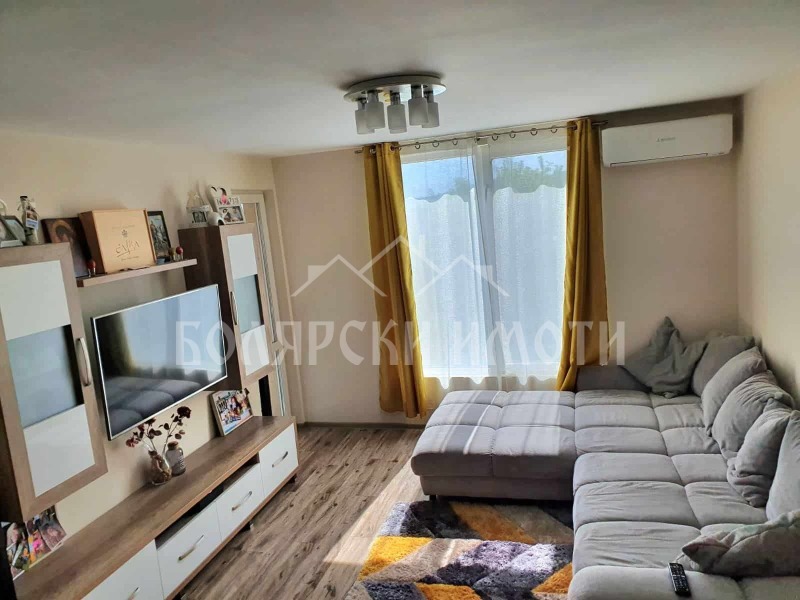 На продаж  2 спальні Велико Търново , Бузлуджа , 117 кв.м | 30103221 - зображення [2]