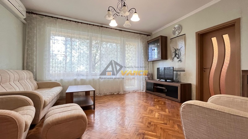 Продава 3-СТАЕН, гр. Бургас, Лазур, снимка 2 - Апартаменти - 52330946