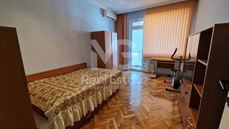Eladó  3+ hálószoba Plovdiv , Centar , 100 négyzetméter | 25275466 - kép [8]