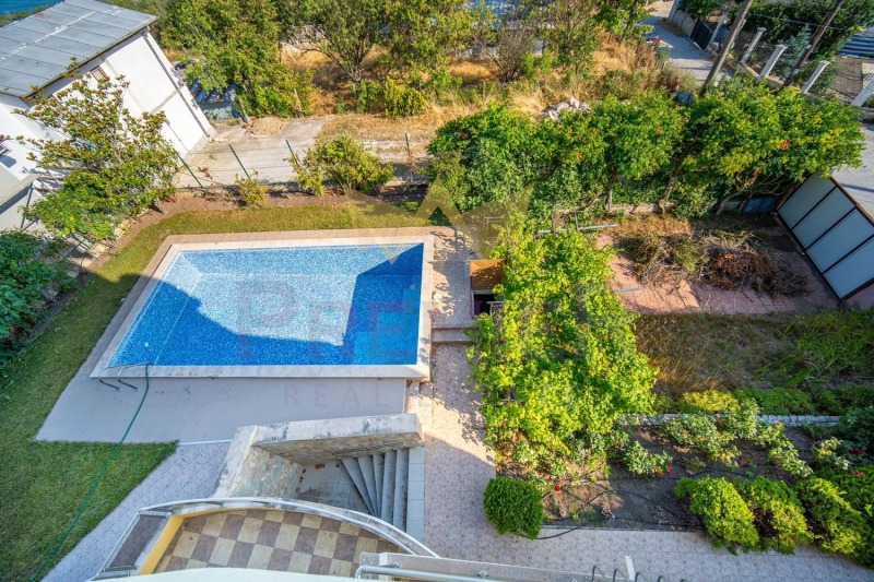 Продава КЪЩА, гр. Балчик, област Добрич, снимка 16 - Къщи - 53086277