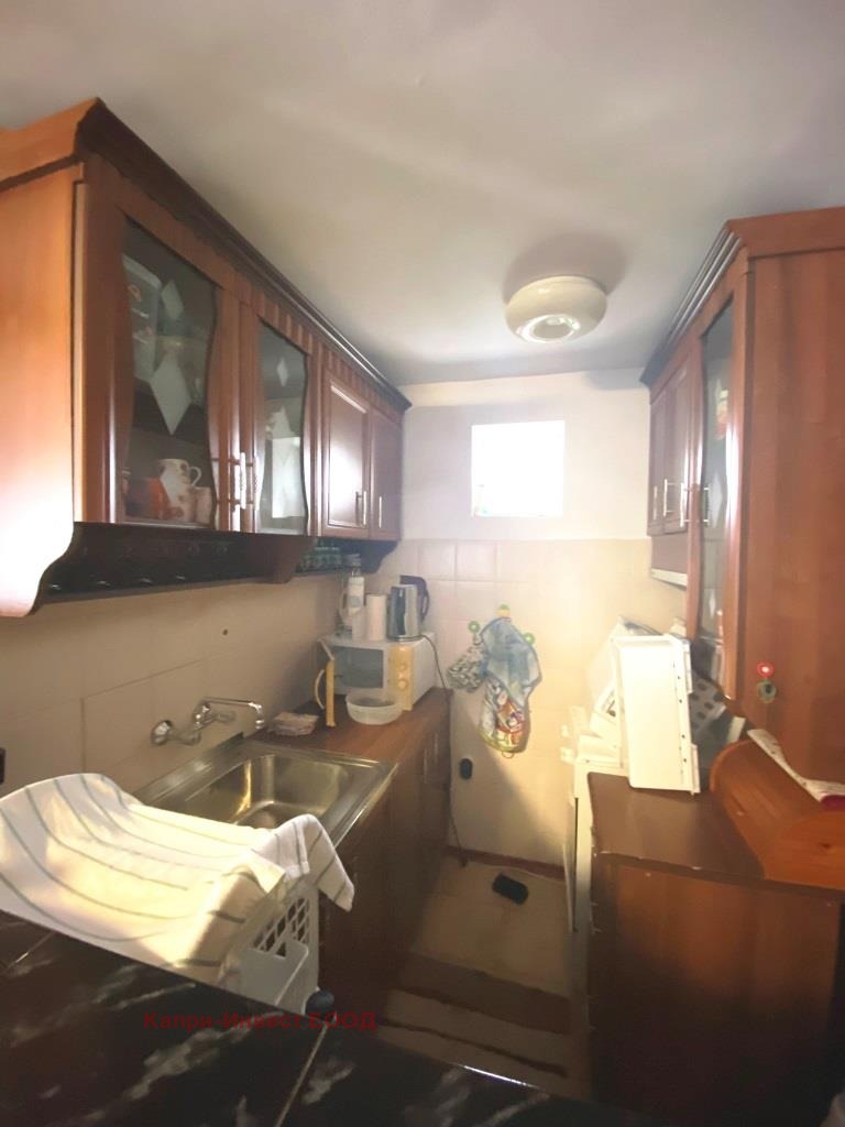 Продава КЪЩА, с. Крапец, област Добрич, снимка 5 - Къщи - 54352584