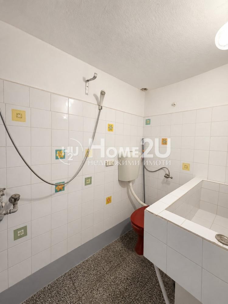 Продава КЪЩА, гр. Варна, Погреби, снимка 9 - Къщи - 55173606
