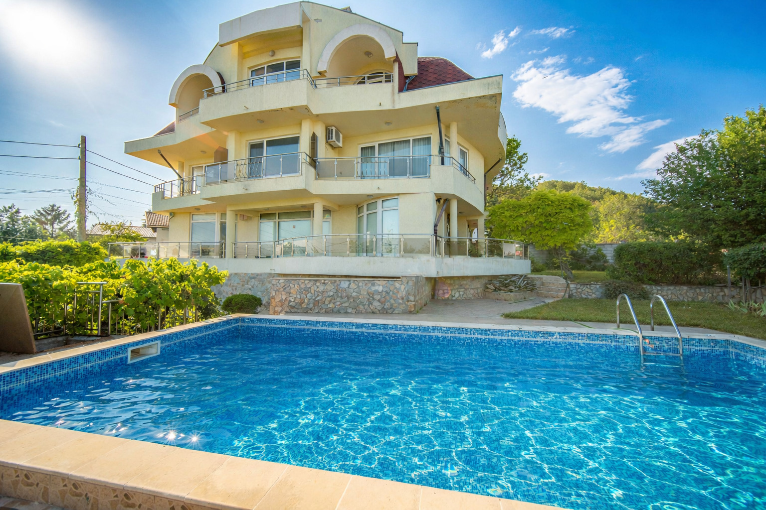 Продава КЪЩА, гр. Балчик, област Добрич, снимка 2 - Къщи - 53086277