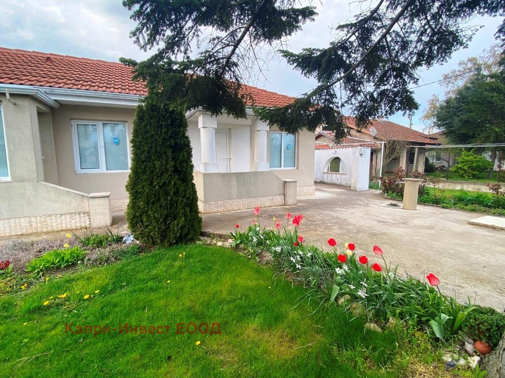 Продава КЪЩА, с. Крапец, област Добрич