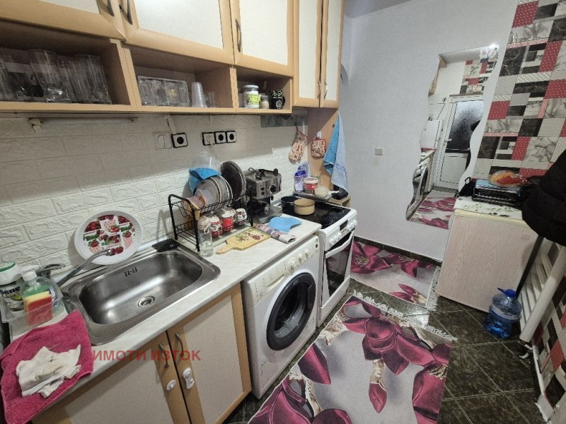 Продава 1-СТАЕН, гр. Перник, Изток, снимка 5 - Апартаменти - 53155767