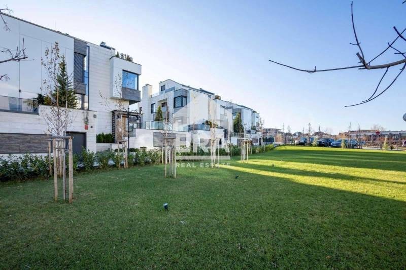 Продава КЪЩА, гр. София, Драгалевци, снимка 2 - Къщи - 53097059