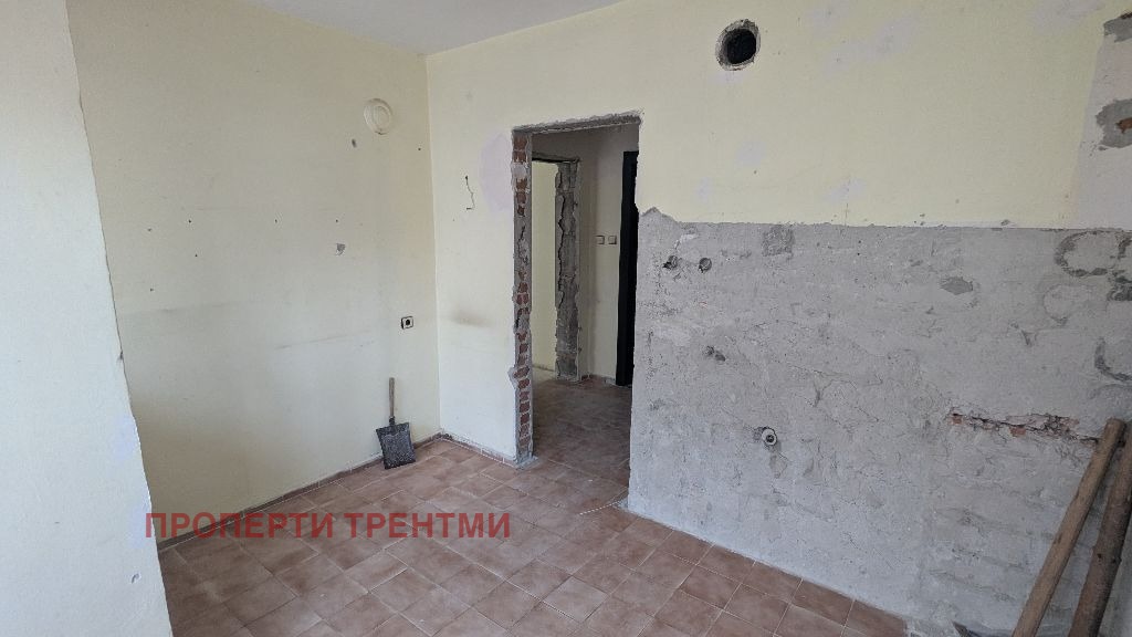 Продава 2-СТАЕН, гр. Бургас, Лазур, снимка 2 - Апартаменти - 53863244