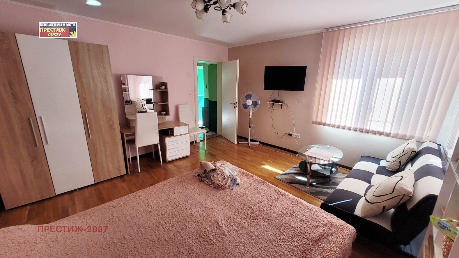 Продава КЪЩА, гр. Шумен, Добруджански, снимка 2 - Къщи - 51533180