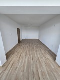 Продава 4-СТАЕН, град Шумен, Тракия • 106000 € / 207317.98 лв. • 29837367 8