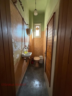 Hus Tsentar, Ruse 15