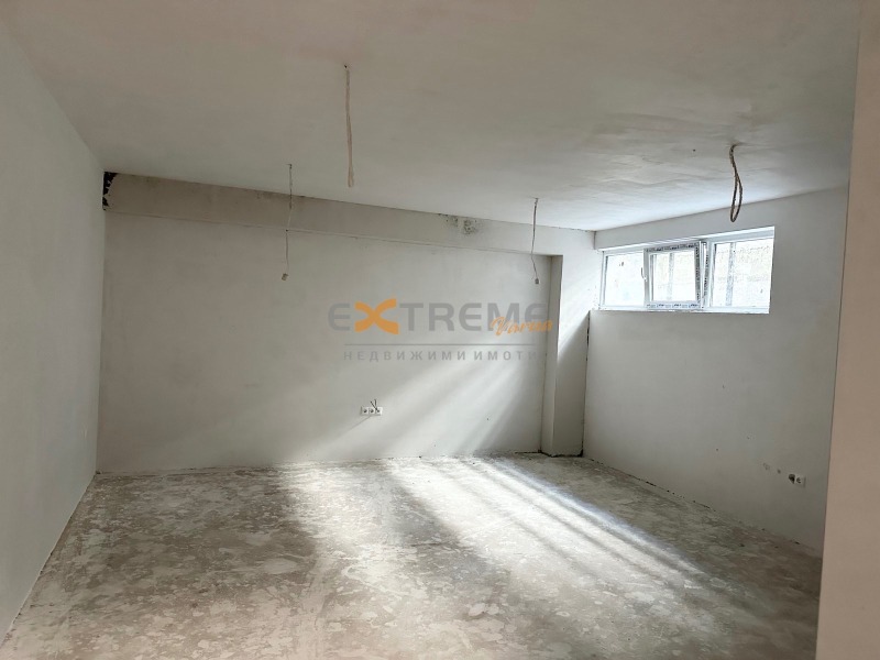 Продава  1-стаен град Варна , Възраждане 1 , 42 кв.м | 72948339 - изображение [2]