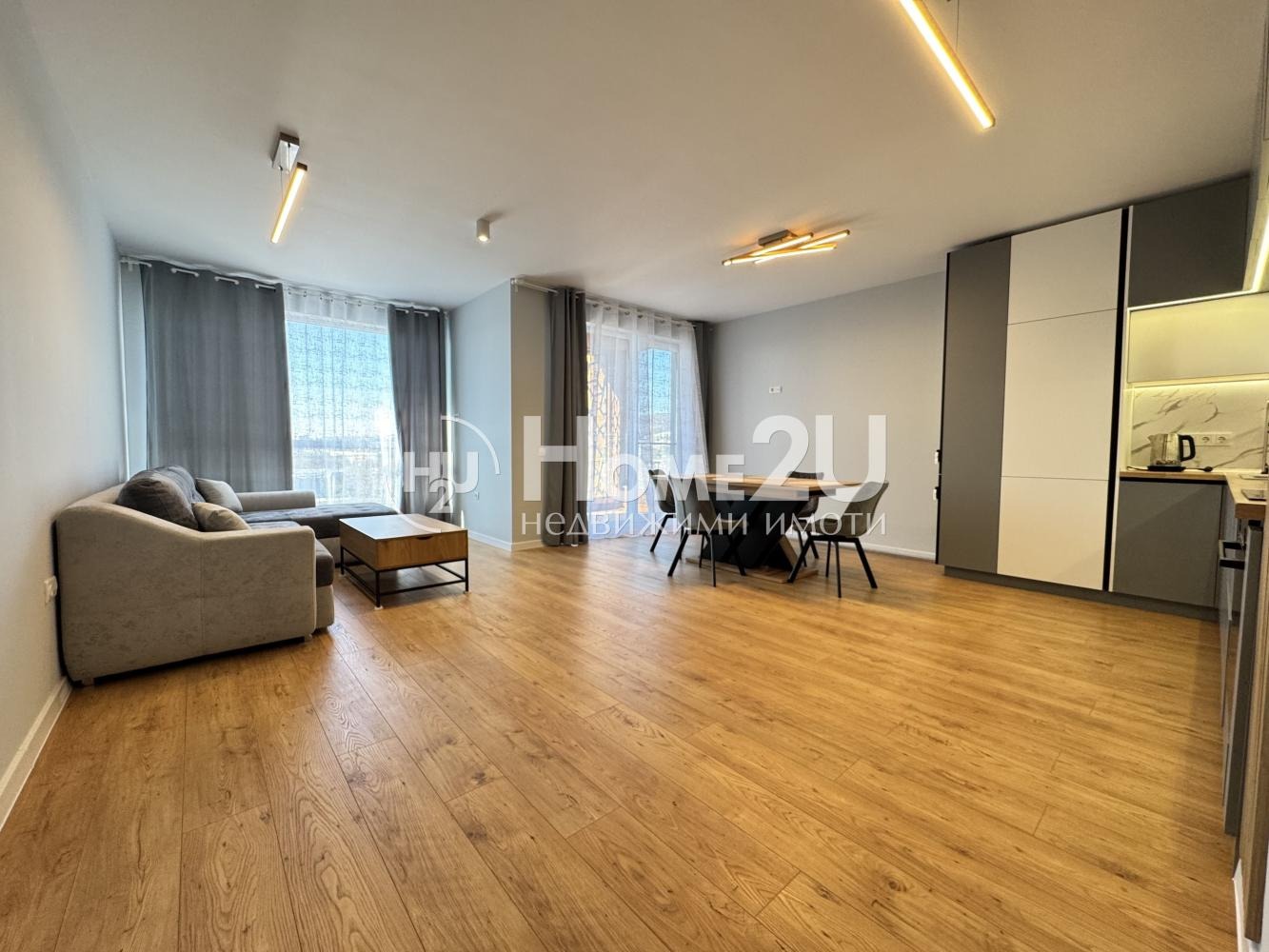 Продава 3-СТАЕН, гр. Варна, Бриз, снимка 2 - Апартаменти - 55439492