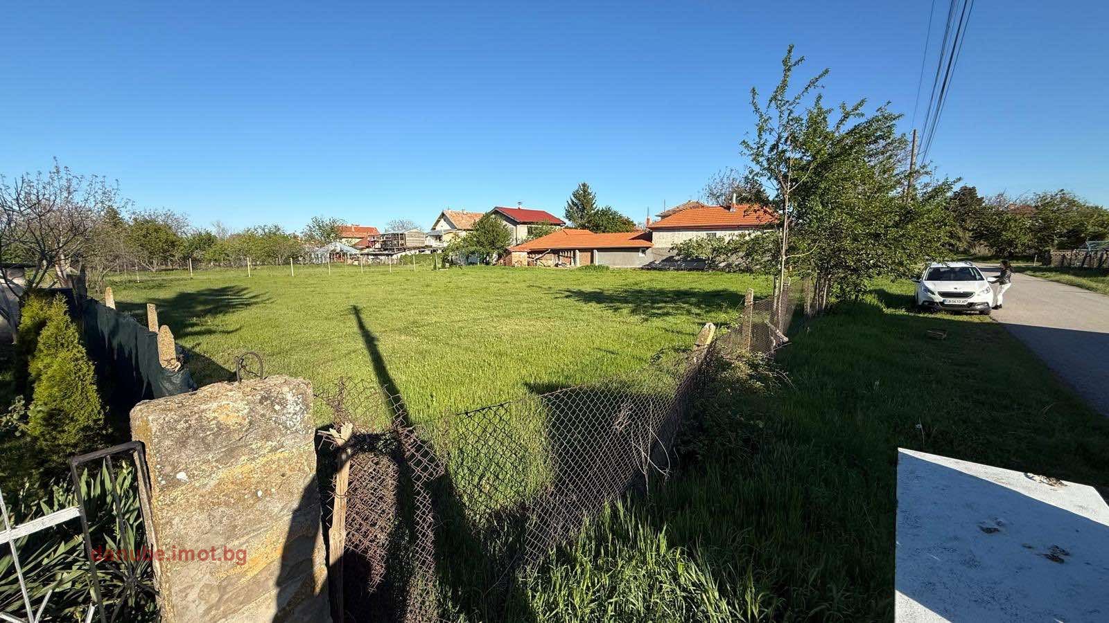Продава ПАРЦЕЛ, с. Бъзън, област Русе, снимка 4 - Парцели - 55673927