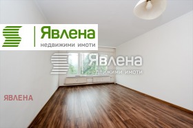 1 спаваћа соба Света Троица, Софија