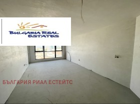2 Schlafzimmer Poligona, Sofia