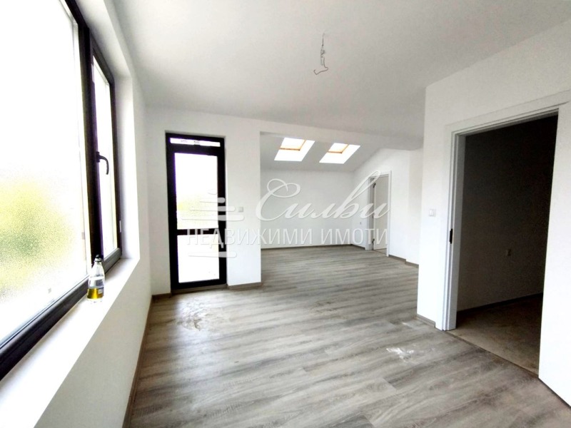 Te koop  1 slaapkamer Sjumen , Divizionna bolnitsa , 97 m² | 87474412 - afbeelding [2]