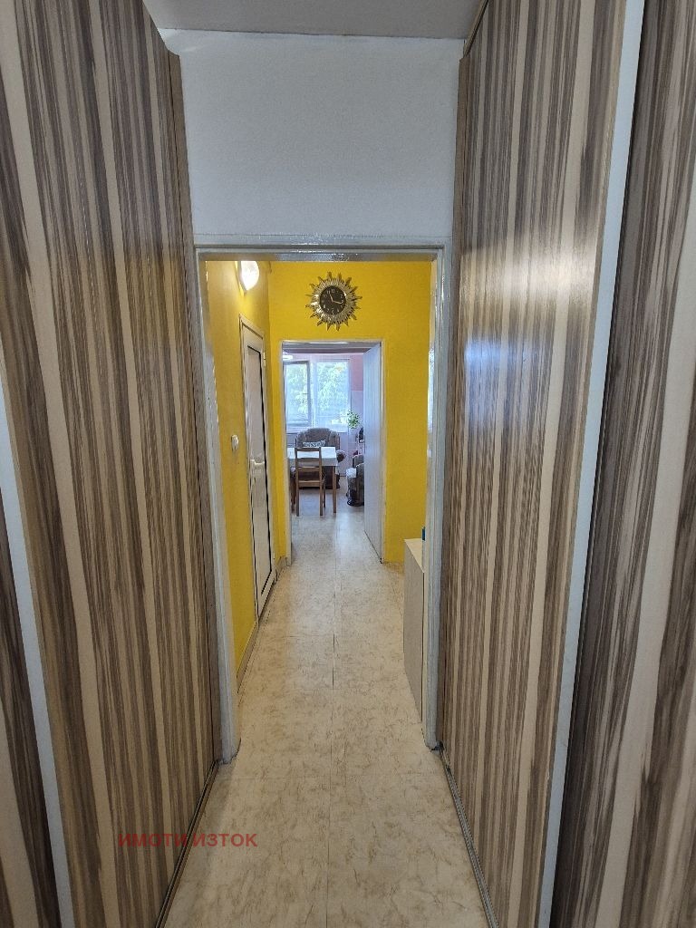 Продава  2-стаен град Перник , Изток , 76 кв.м | 60357219 - изображение [14]