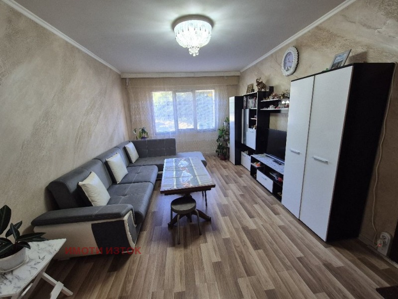 Продава  2-стаен град Перник , Изток , 76 кв.м | 60357219 - изображение [4]