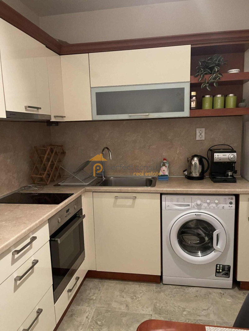 Продаја  2 спаваће собе Пловдив , Центар , 100 м2 | 37153616 - слика [2]