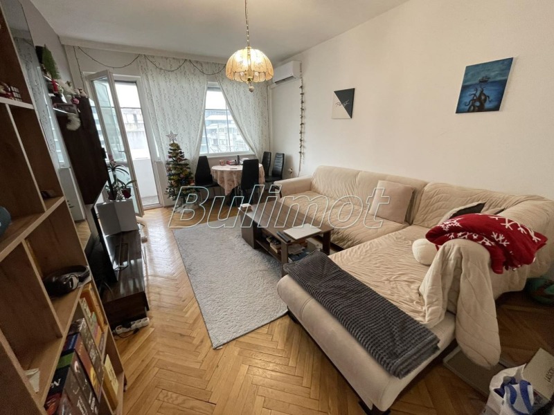 Продава 3-СТАЕН, гр. Варна, Окръжна болница-Генерали, снимка 2 - Апартаменти - 52985706