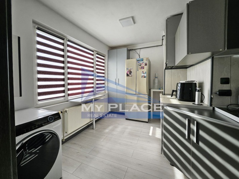 Продава 3-СТАЕН, гр. Шумен, Център, снимка 3 - Апартаменти - 53165556