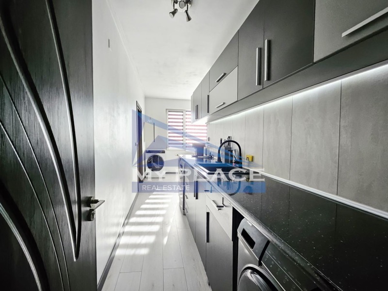 Продава 3-СТАЕН, гр. Шумен, Център, снимка 4 - Апартаменти - 53165556