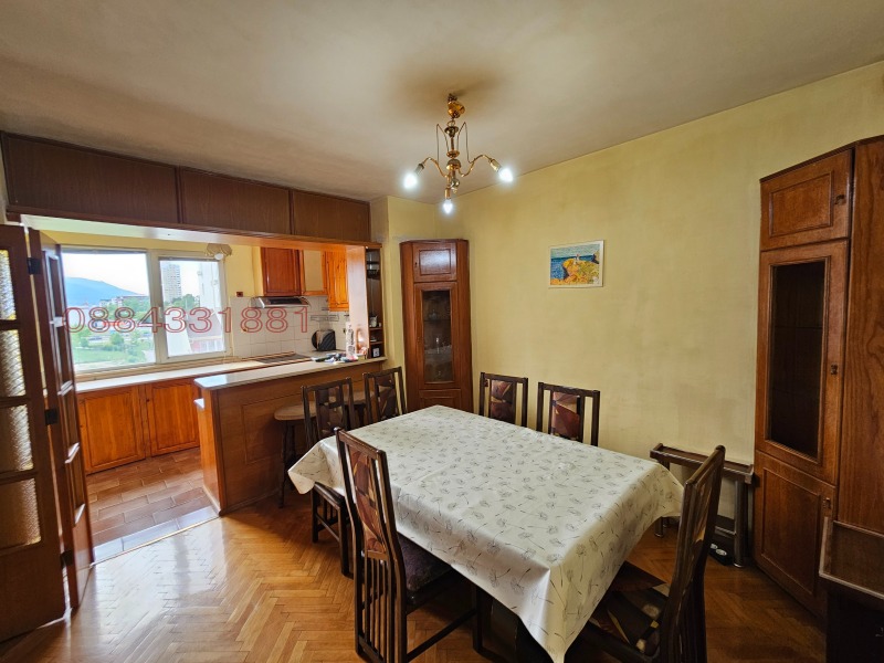 Na sprzedaż  3 sypialnie Sofia , Mladost 3 , 138 mkw | 45220837 - obraz [2]