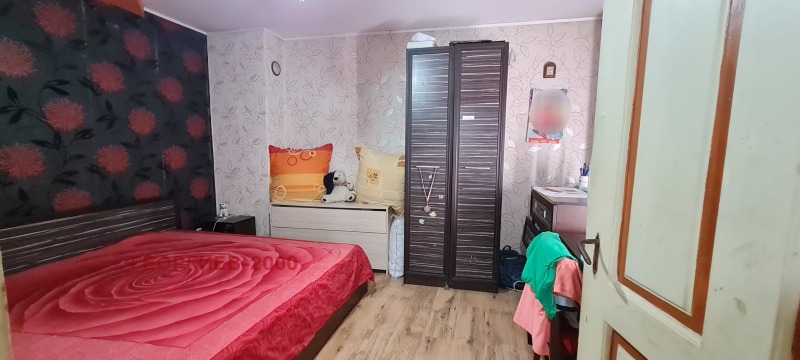 In vendita  Casa regione Veliko Tarnovo , Parvomajtsi , 130 mq | 15845461 - Immagine [9]