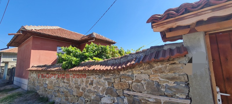 De vânzare  Casa regiunea Veliko Tarnovo , Pârvomaiți , 130 mp | 41236278