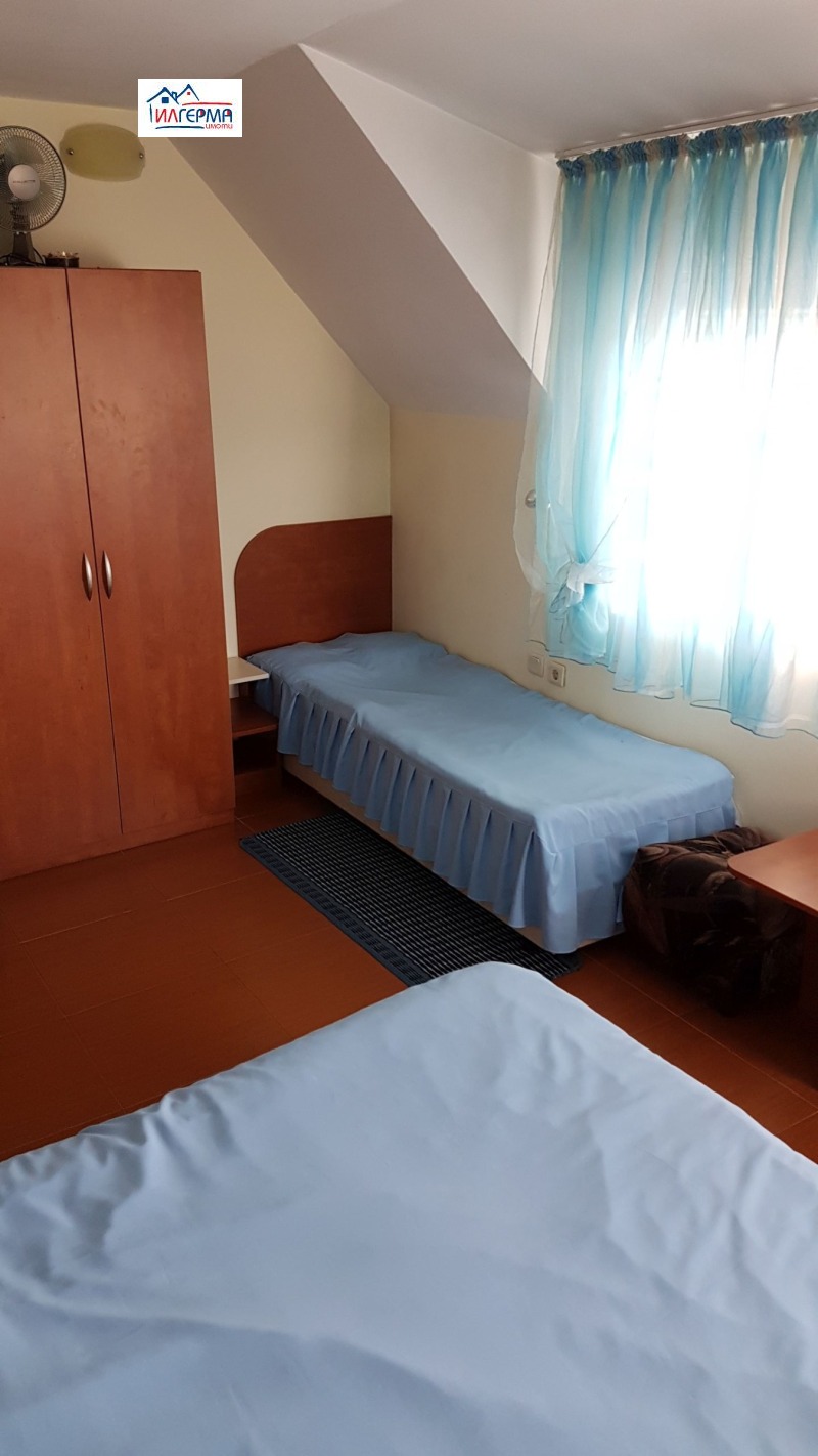 Продава  Къща област Благоевград , с. Сатовча , 439 кв.м | 64940090 - изображение [11]