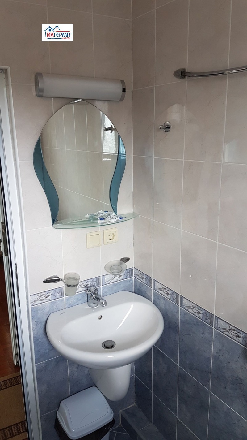 Продава  Къща област Благоевград , с. Сатовча , 439 кв.м | 64940090 - изображение [14]