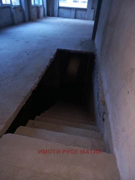 Продава КЪЩА, гр. Русе, Широк център, снимка 5 - Къщи - 52243716