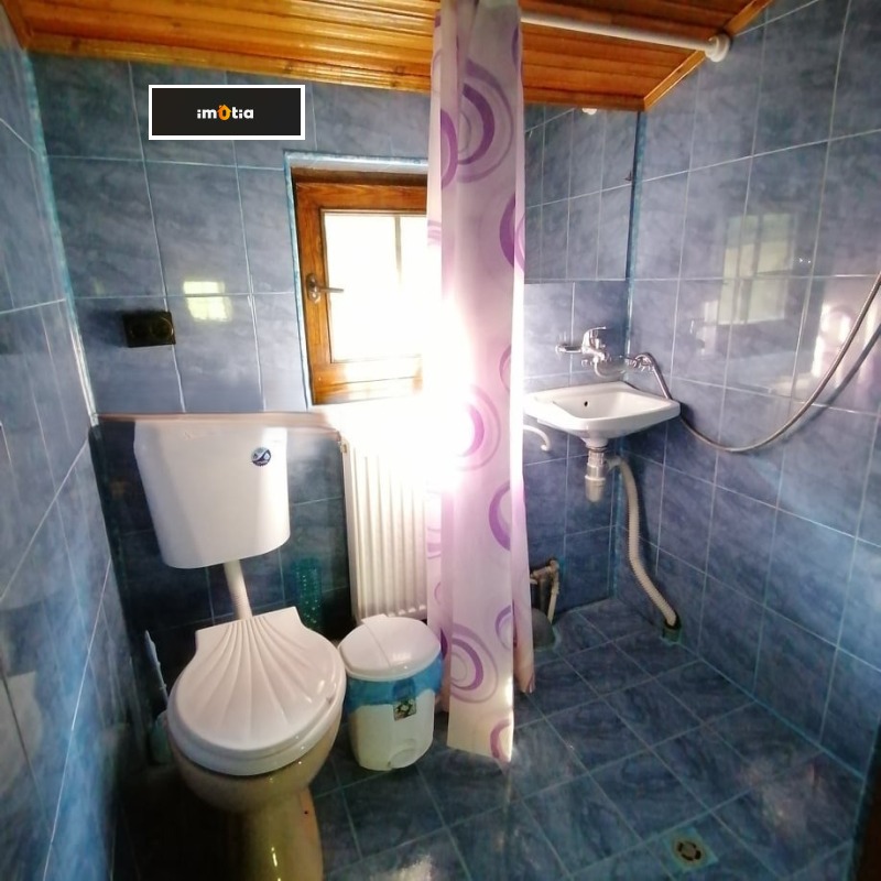 Продава КЪЩА, гр. Троян, област Ловеч, снимка 15 - Къщи - 53158268