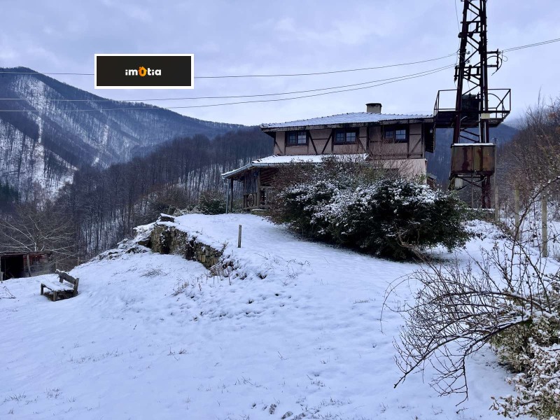 Продава КЪЩА, гр. Троян, област Ловеч, снимка 7 - Къщи - 53158268