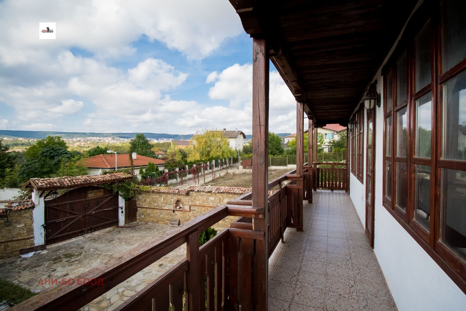 Продава КЪЩА, гр. Варна, м-т Манастирски рид, снимка 2 - Къщи - 53604256