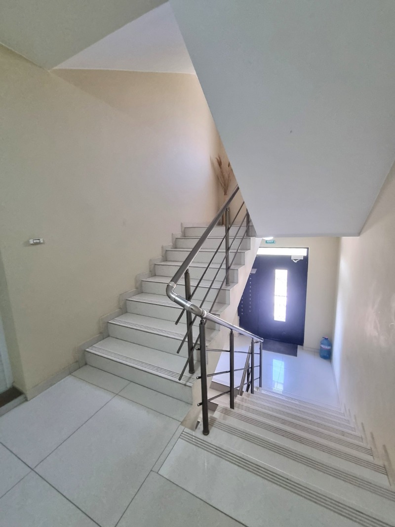 Продава  2-стаен град Варна , Възраждане 3 , 72 кв.м | 13687694 - изображение [11]