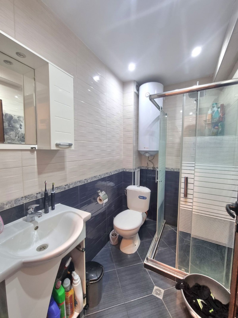 Продава  2-стаен град Варна , Възраждане 3 , 72 кв.м | 13687694 - изображение [7]