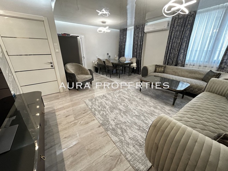 Продава 3-СТАЕН, гр. Разград, Освобождение, снимка 2 - Апартаменти - 53075398