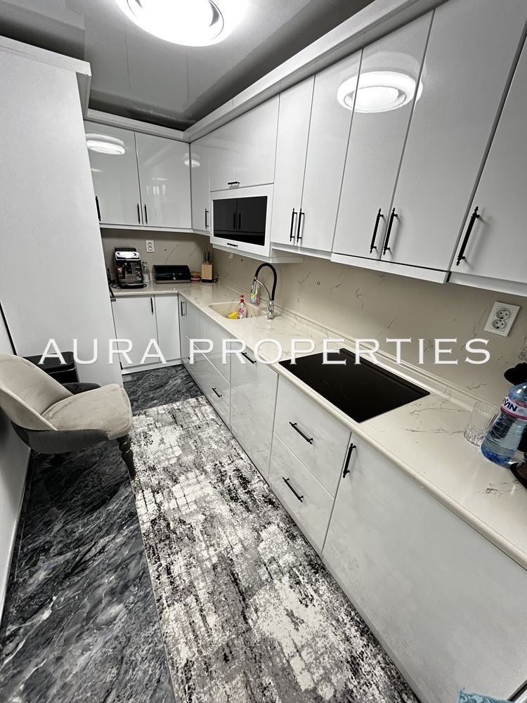 Продава 3-СТАЕН, гр. Разград, Освобождение, снимка 6 - Апартаменти - 53075398