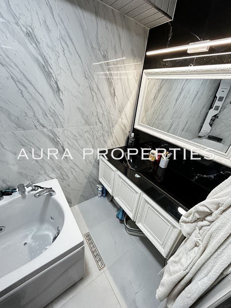 Продава 3-СТАЕН, гр. Разград, Освобождение, снимка 12 - Апартаменти - 53075398