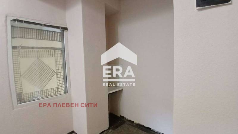 Продава МАГАЗИН, гр. Плевен, Идеален център, снимка 3 - Магазини - 52735205