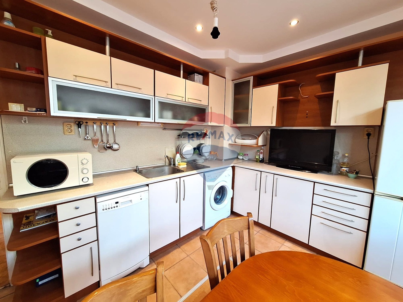 Продава 3-СТАЕН, гр. Балчик, област Добрич, снимка 2 - Апартаменти - 54406818
