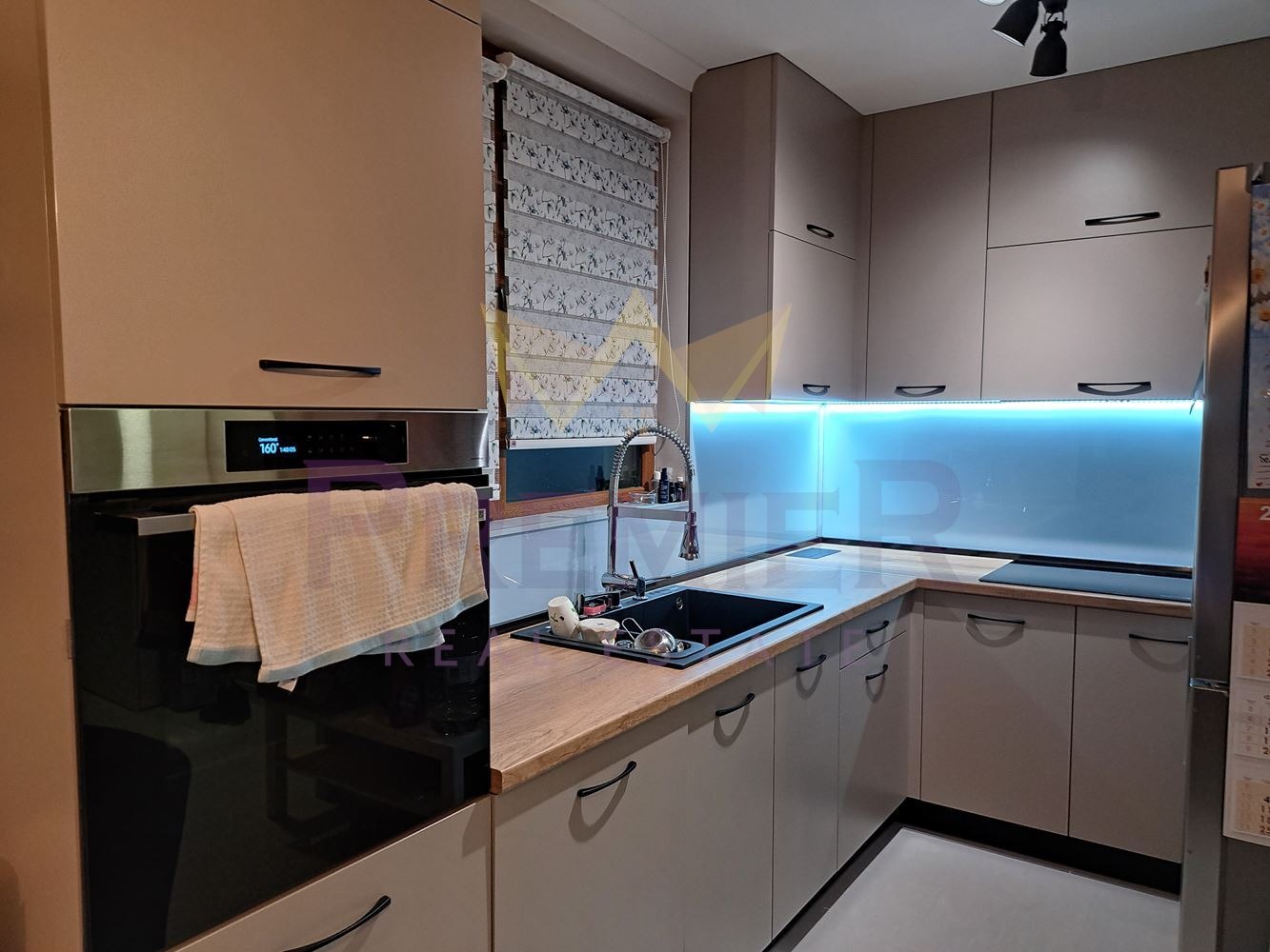 Продава КЪЩА, гр. Свети Влас, област Бургас, снимка 2 - Къщи - 52125588