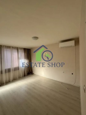 1 chambre Kyutchouk Parij, Plovdiv 1