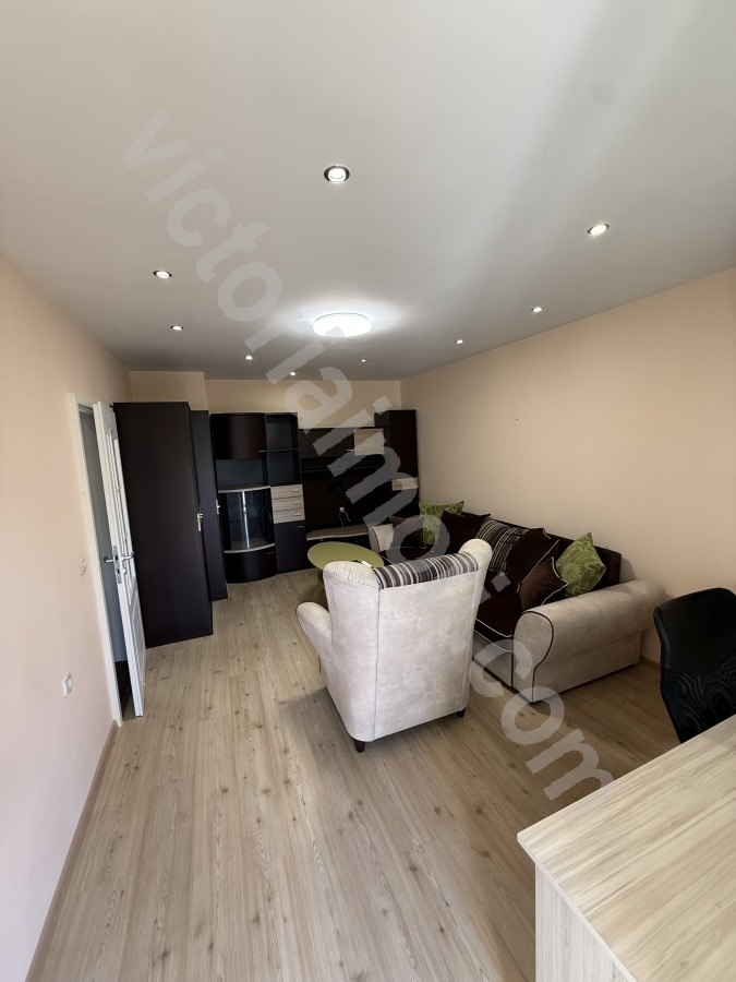 Продава 2-СТАЕН, гр. Велико Търново, Бузлуджа, снимка 2 - Апартаменти - 55104134