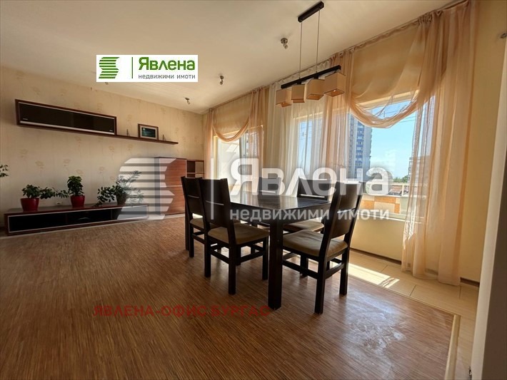 Продава  Многостаен град Бургас , Лазур , 205 кв.м | 53885657 - изображение [2]